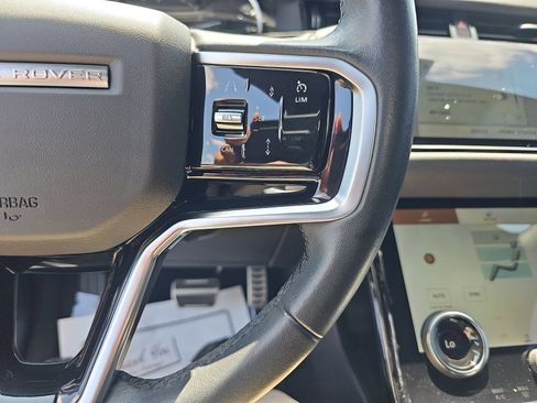 Used 2023 Land Rover Range Rover Evoque R-Dynamic SE image 19