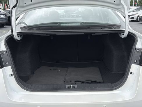 Used 2025 Nissan Versa SV w/ Trunk Package FWD image 29
