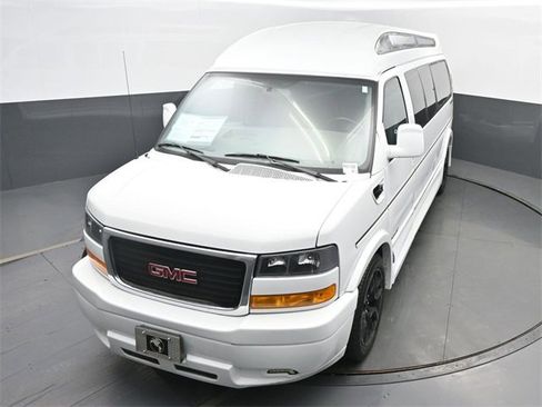 Used 2022 GMC Savana 2500 Explorer Conversion Van image 12