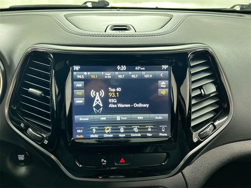 Used 2019 Jeep Cherokee High Altitude image 14