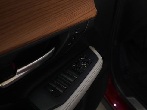 Used 2024 Toyota Grand Highlander Limited image 23