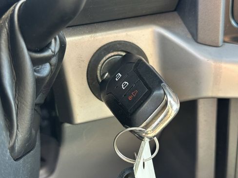 Used 2023 Ford F150 XLT image 27