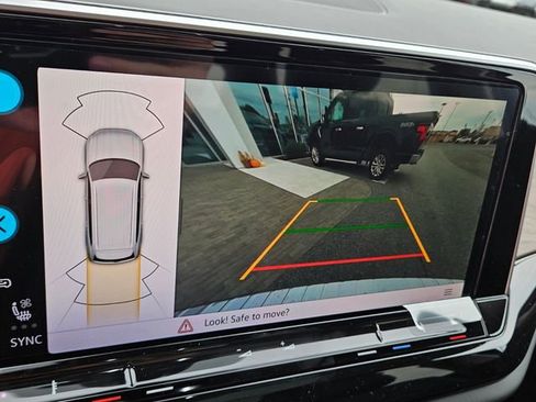 New 2026 Volkswagen Atlas SE image 22