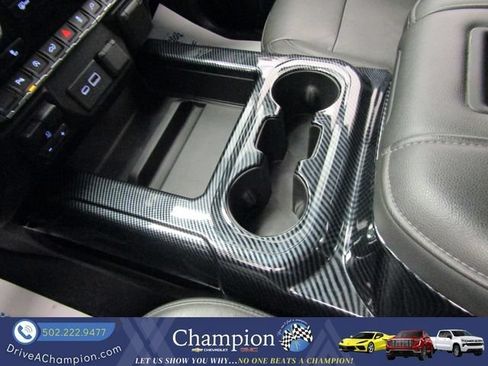 Used 2020 Chevrolet Silverado 1500 LT Trail Boss w/ Midnight Edition AWD/4WD image 45