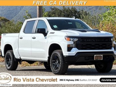 New 2026 Chevrolet Silverado 1500 Custom Trail Boss w/ Dark Appearance Package