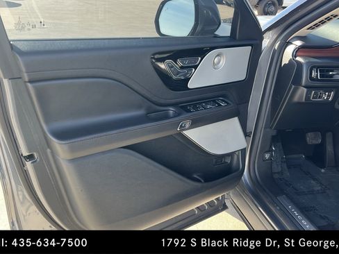 Used 2021 Lincoln Aviator Reserve w/ Equipment Group 208A image 15