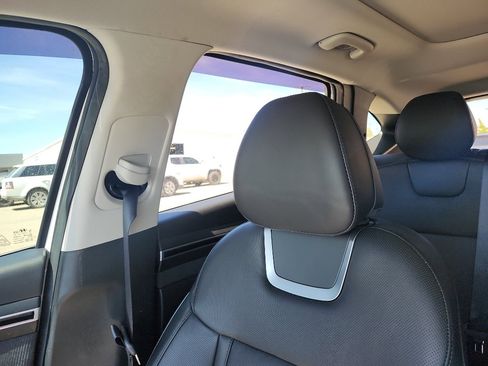 Used 2023 Hyundai Tucson Limited AWD/4WD image 31