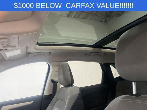 Used 2022 Ford Escape SE w/ SE Sport Appearance Package image 14