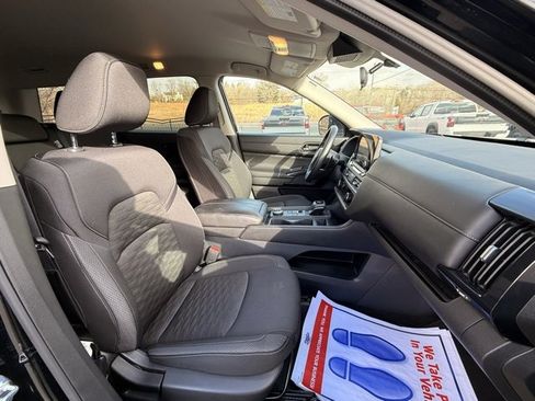 Certified 2024 Nissan Pathfinder S image 19