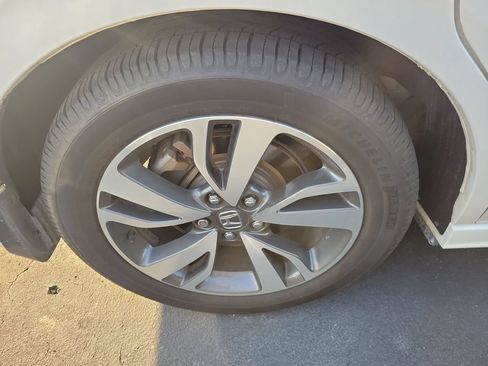 Used 2023 Honda Odyssey Touring image 12