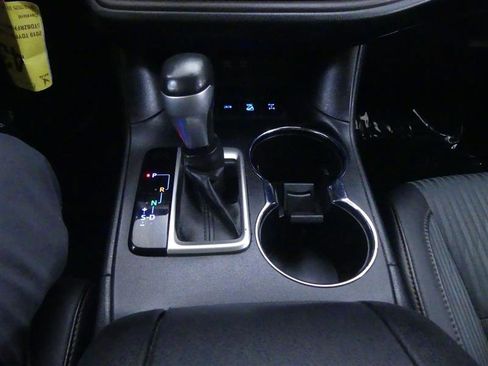 Used 2019 Toyota Highlander Plus image 16