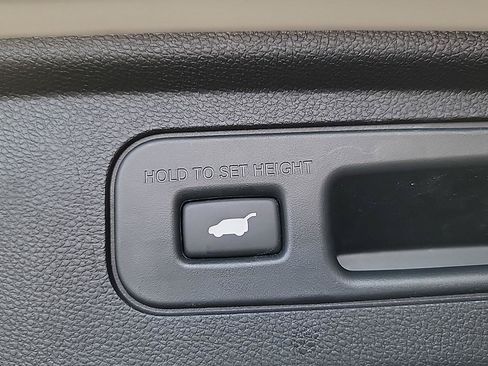 Certified 2023 Honda Odyssey Sport image 8
