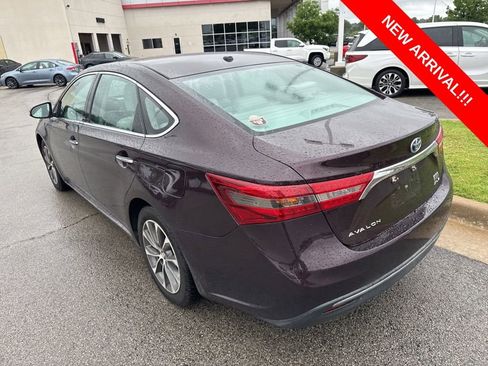 Used 2016 Toyota Avalon XLE Premium FWD image 6