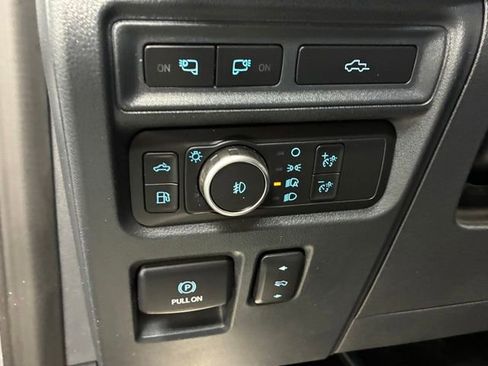 Used 2022 Ford F150 Lariat w/ Equipment Group 502A High AWD/4WD image 19