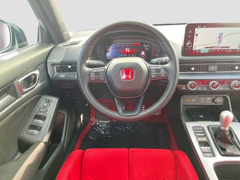 Used 2025 Honda Civic Type R image 22