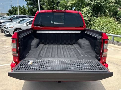 Used 2023 Nissan Frontier SV w/ SV Convenience Package AWD/4WD image 24