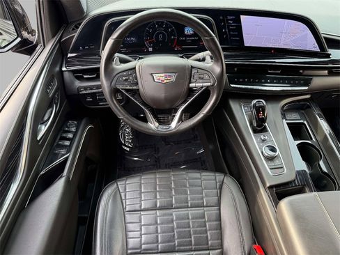 Used 2023 Cadillac Escalade V image 4
