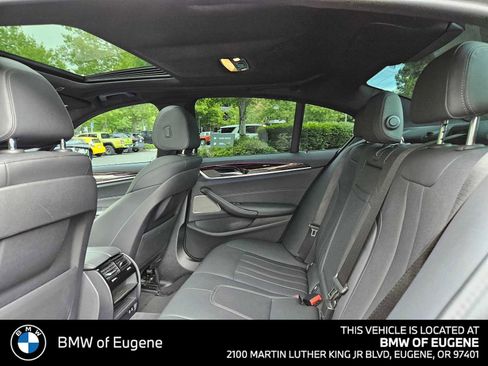 Used 2023 BMW 540i w/ M Sport Package RWD image 19