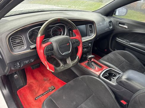 Used 2016 Dodge Charger R/T Scat Pack w/ Technology Group image 14