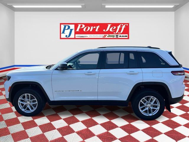 Certified 2023 Jeep Grand Cherokee Laredo X AWD/4WD image 6