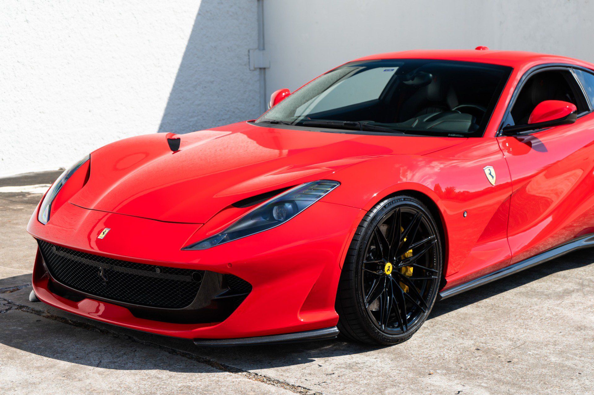 Used 2019 Ferrari 812 Superfast RWD image 15