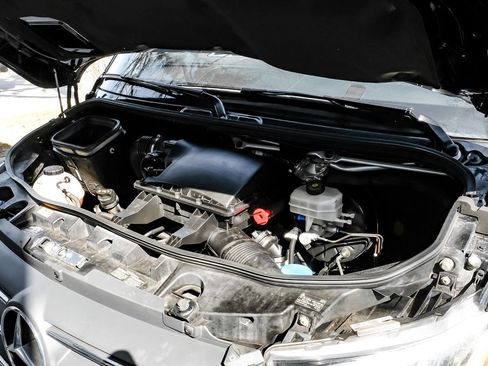 Used 2021 Mercedes-Benz Sprinter 3500 image 40