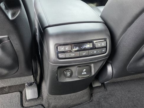 Certified 2023 Hyundai Palisade Calligraphy image 24