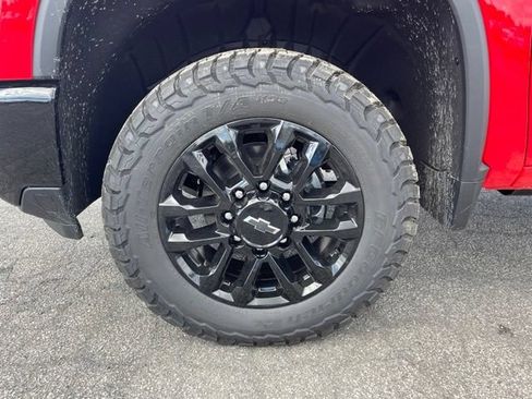 New 2026 Chevrolet Silverado 2500 LT w/ Trail Boss Package AWD/4WD image 7