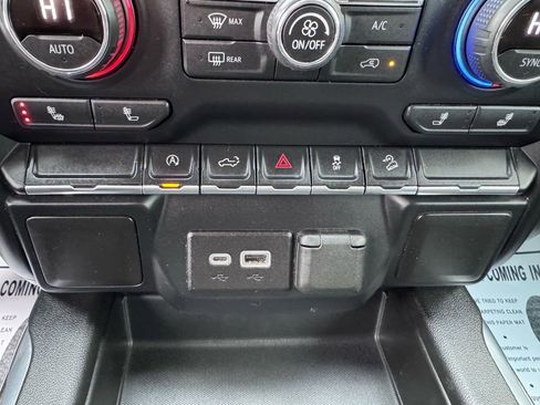 Used 2021 Chevrolet Silverado 1500 LT Trail Boss image 28