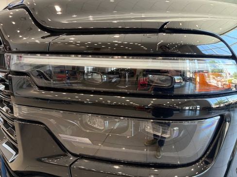 New 2026 RAM 2500 Limited AWD/4WD image 9