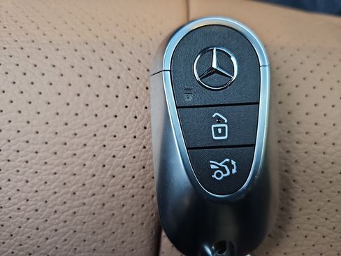 New 2026 Mercedes-Benz E 350 Sedan image 38