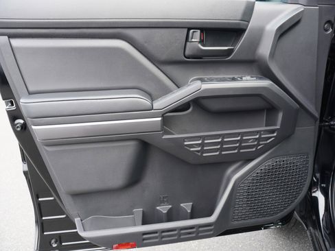 New 2026 Toyota Tacoma SR5 image 18