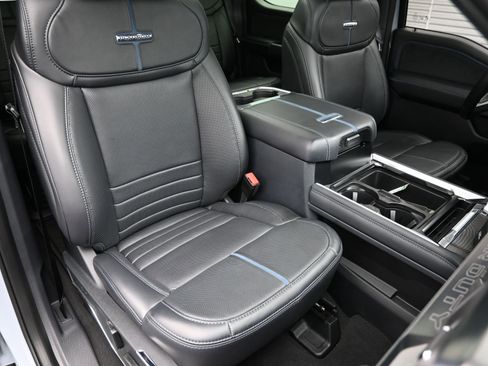 Used 2025 Ford F250 Platinum w/ Tremor Off-Road Package image 42