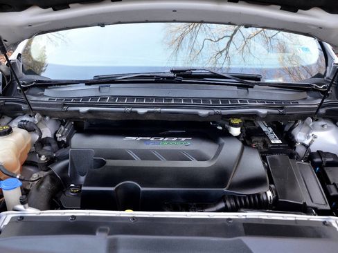 Used 2018 Ford Edge Sport w/ Technology Package image 18