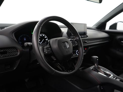 Used 2024 Honda HR-V Sport image 17