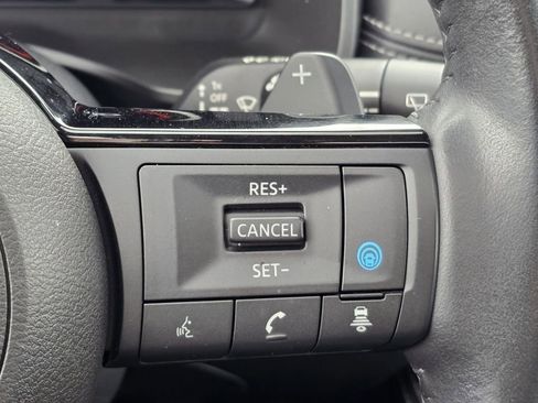 Used 2023 Nissan Rogue Platinum image 21