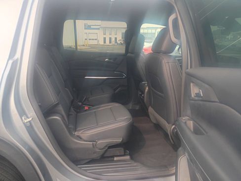 Used 2026 Chevrolet Traverse LT AWD/4WD image 19