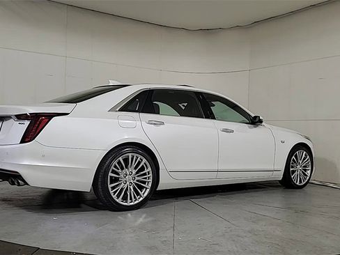 Used 2020 Cadillac CT6 Premium Luxury image 7