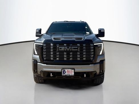 Used 2025 GMC Sierra 2500 Denali Ultimate w/ Max Trailering Package AWD/4WD image 2