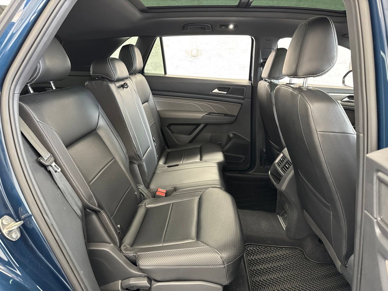 Used 2021 Volkswagen Atlas Cross Sport SE w/ Panoramic Sunroof Package AWD/4WD image 43