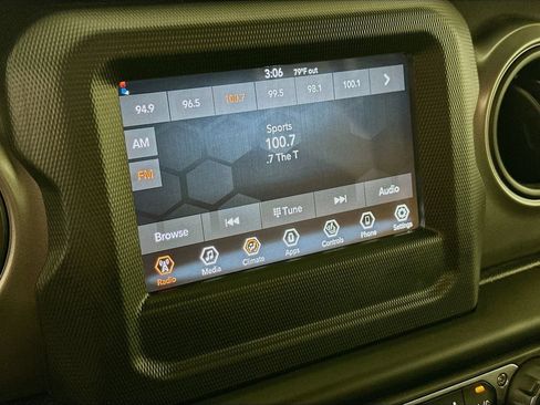 Used 2023 Jeep Wrangler Unlimited Sport AWD/4WD image 20