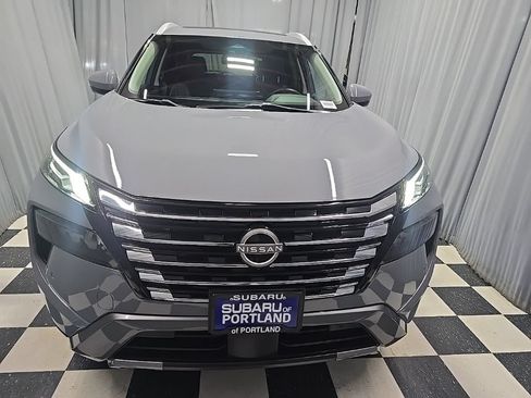 Used 2024 Nissan Rogue SL w/ SL Premium Package AWD/4WD image 2