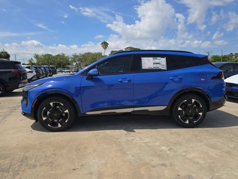 New 2026 Kia Sportage SX FWD image 5