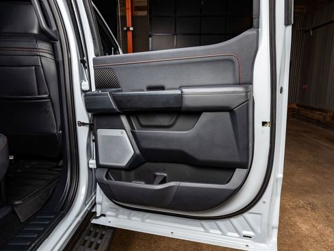 Used 2025 Ford F150 Raptor image 39