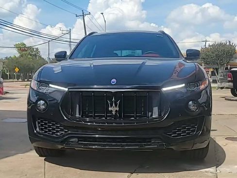 Used 2021 Maserati Levante AWD/4WD image 1