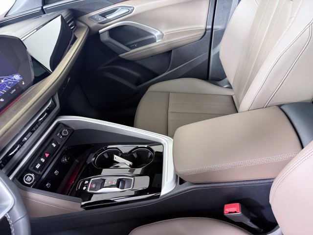 New 2026 Audi Q5 Premium AWD/4WD image 17