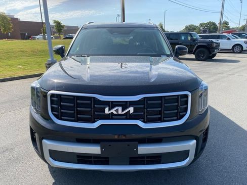 Used 2025 Kia Telluride S AWD/4WD image 2