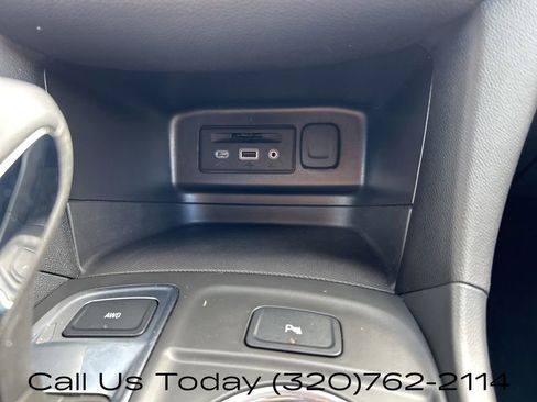 Certified 2024 Chevrolet Equinox LT AWD/4WD image 22