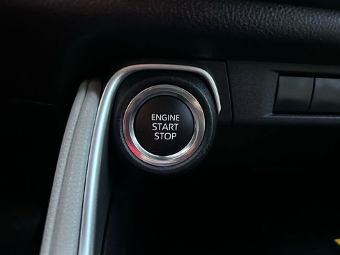 Used 2025 Toyota Grand Highlander FWD image 29