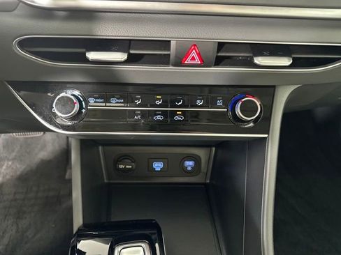 Certified 2023 Hyundai Sonata SE w/ Cargo Package image 23